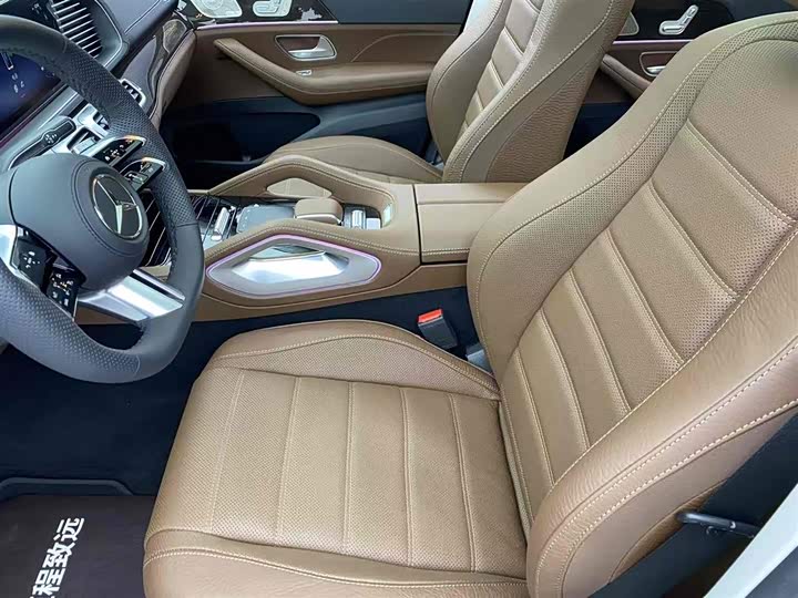 Фото 33 - Mercedes-Benz GLS-Class