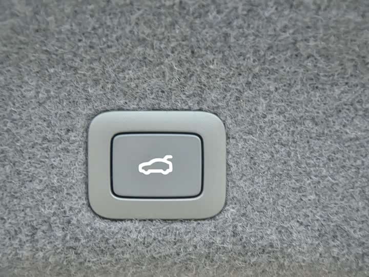 Фото 12 - Xiaomi SU7