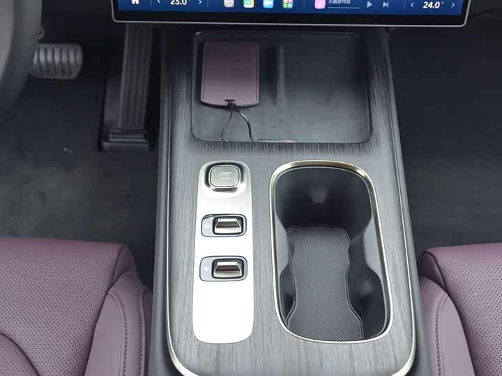 Фото 13 - Xiaomi SU7