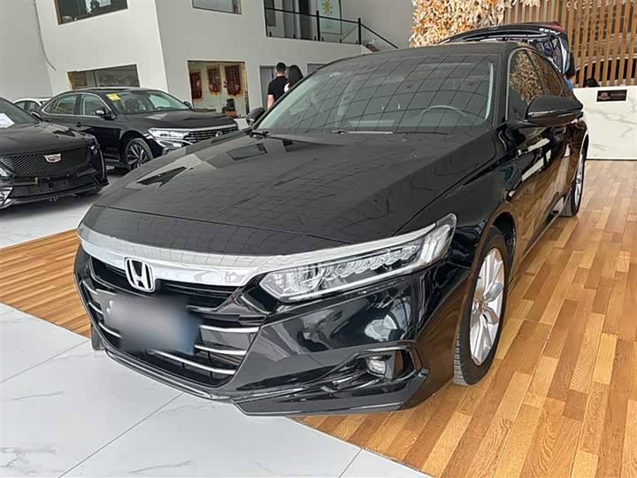 Фото 1 - Honda Accord