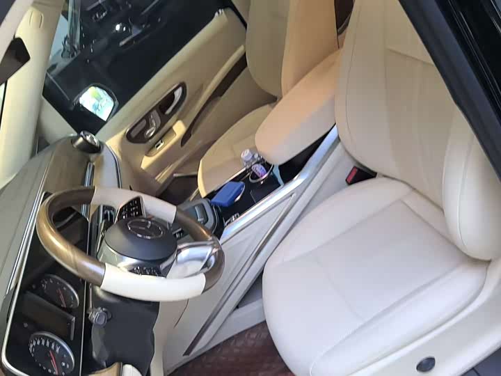 Фото 4 - Mercedes-Benz Vito