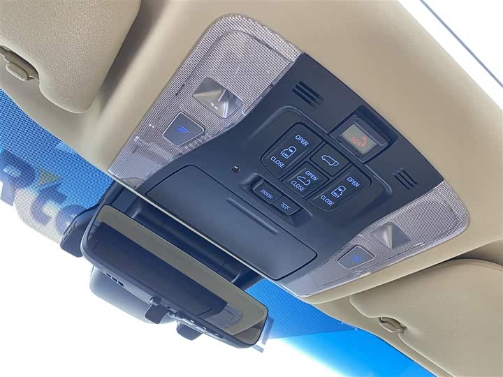 Фото 22 - Toyota Alphard