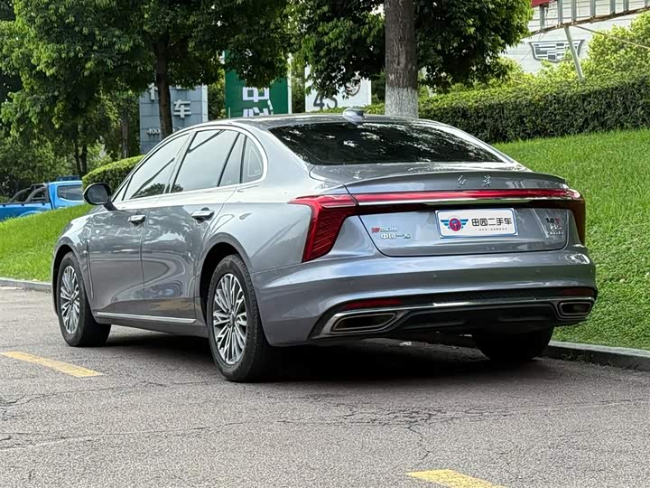 Фото 4 - Hongqi H5