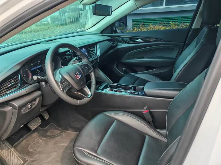 Фото 4 - Buick Regal