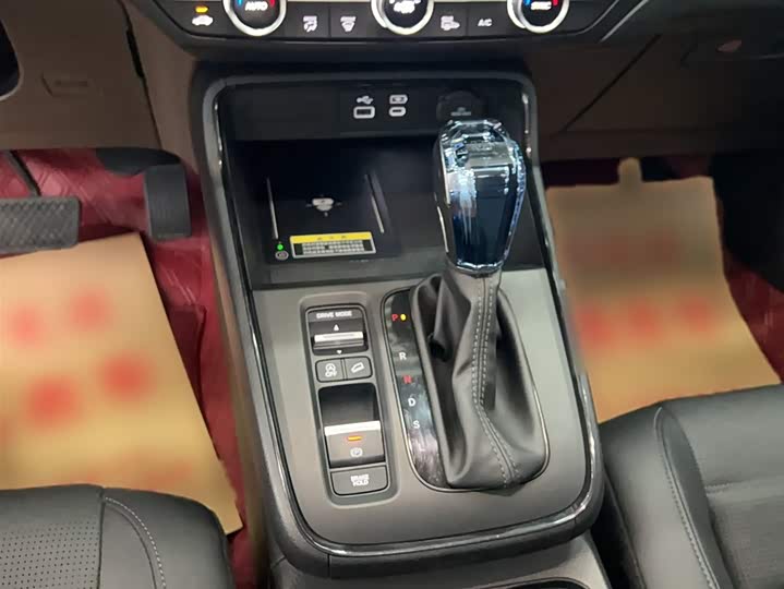 Фото 10 - Honda CR-V