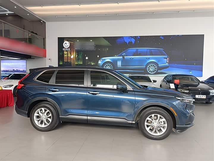 Фото 13 - Honda CR-V