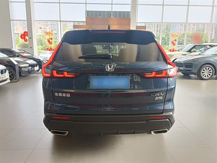 Фото 16 - Honda CR-V