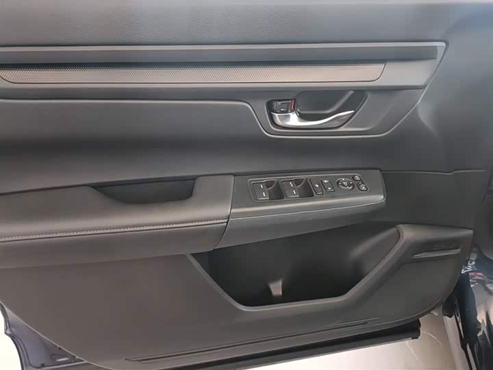 Фото 21 - Honda CR-V