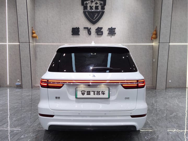 Фото 6 - LiXiang One