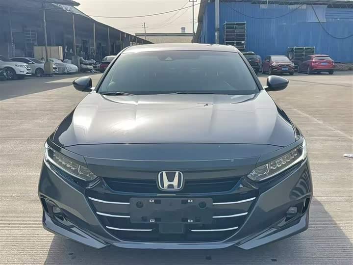 Фото 3 - Honda Accord