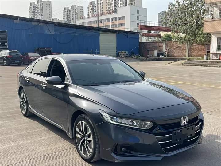 Фото 4 - Honda Accord