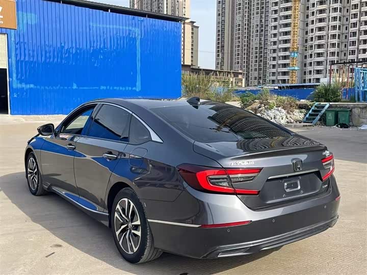 Фото 5 - Honda Accord