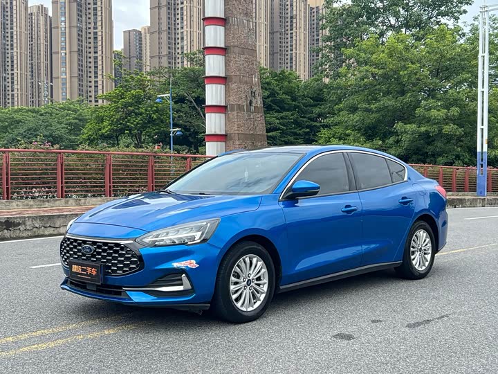 Фото 3 - Ford Focus