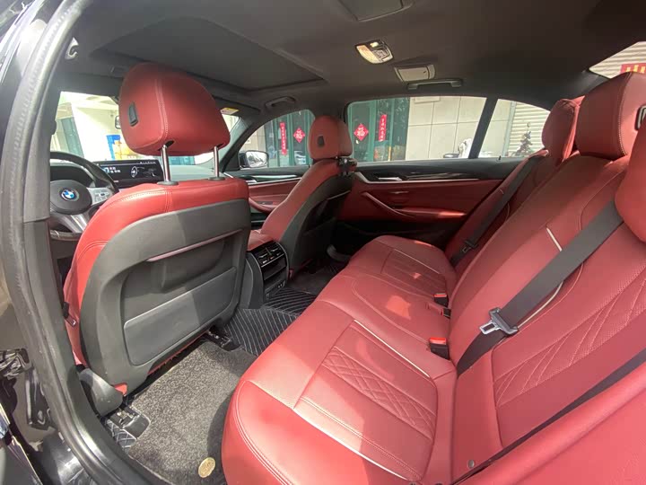 Фото 5 - BMW 5 Series