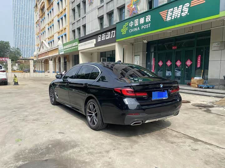 Фото 9 - BMW 5 Series