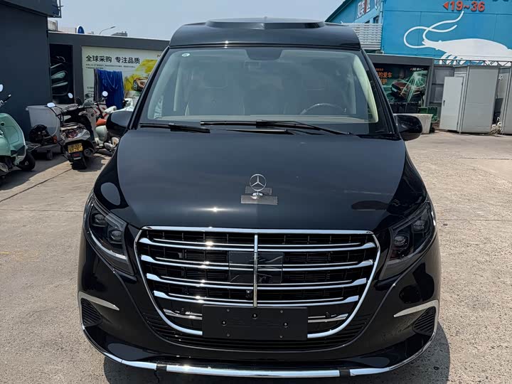 Фото 1 - Mercedes-Benz Vito