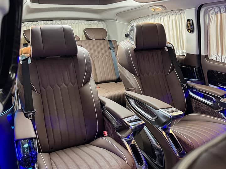 Фото 13 - Mercedes-Benz Vito