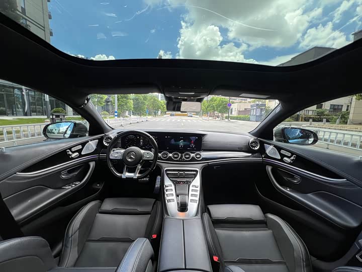 Фото 15 - Mercedes-Benz AMG GT