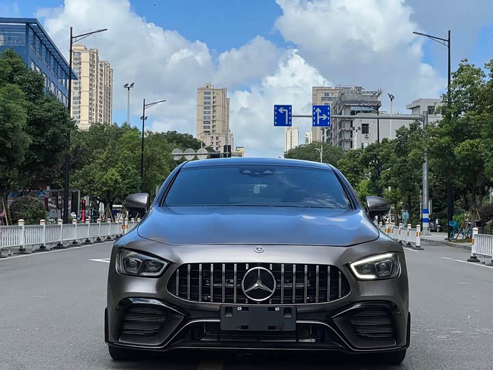 Фото 3 - Mercedes-Benz AMG GT