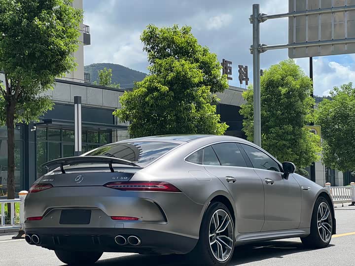 Фото 5 - Mercedes-Benz AMG GT