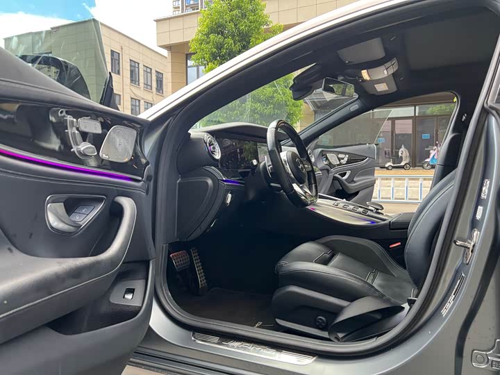 Фото 9 - Mercedes-Benz AMG GT