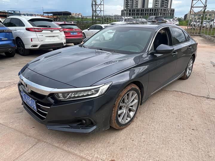 Фото 1 - Honda Accord