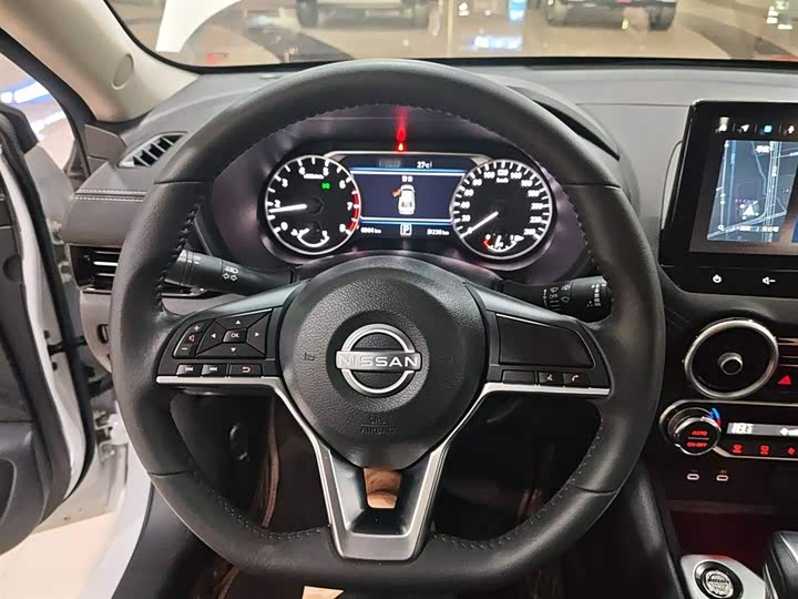 Фото 11 - Nissan Sylphy