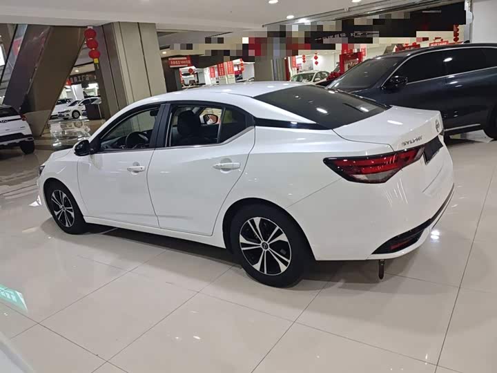 Фото 5 - Nissan Sylphy