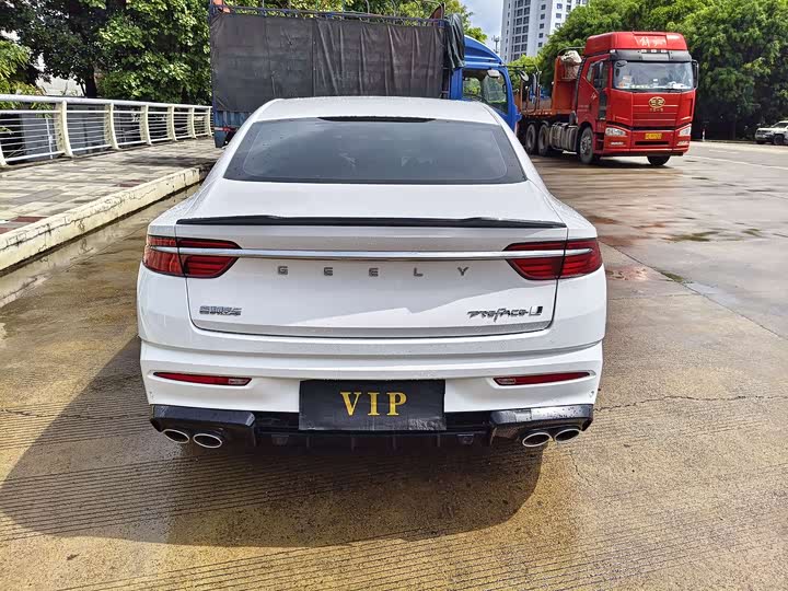 Фото 19 - Geely Preface