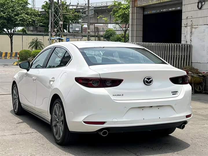 Фото 11 - Mazda 3 (Axela)