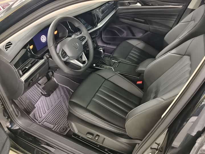 Фото 11 - Volkswagen Passat