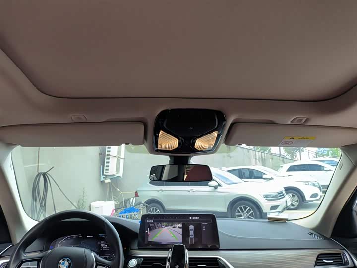 Фото 18 - BMW 5 Series Hybrid