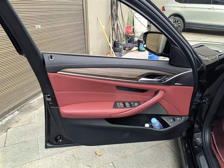 Фото 28 - BMW 5 Series Hybrid