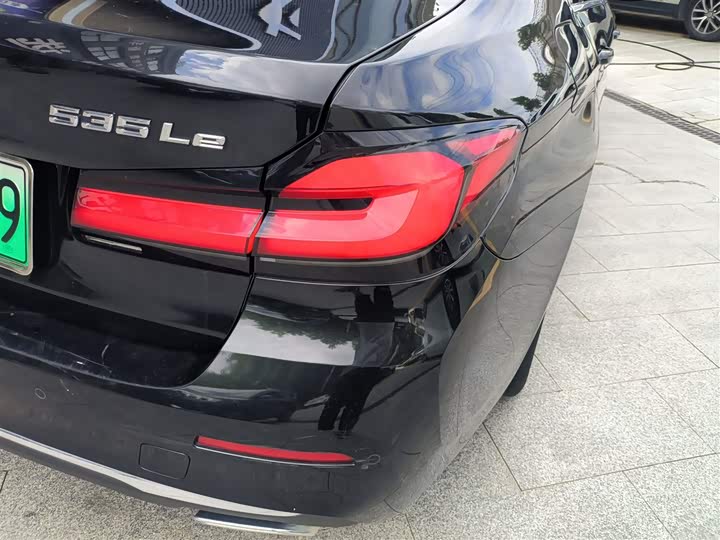 Фото 8 - BMW 5 Series Hybrid