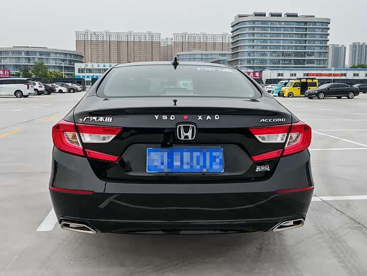 Фото 5 - Honda Accord