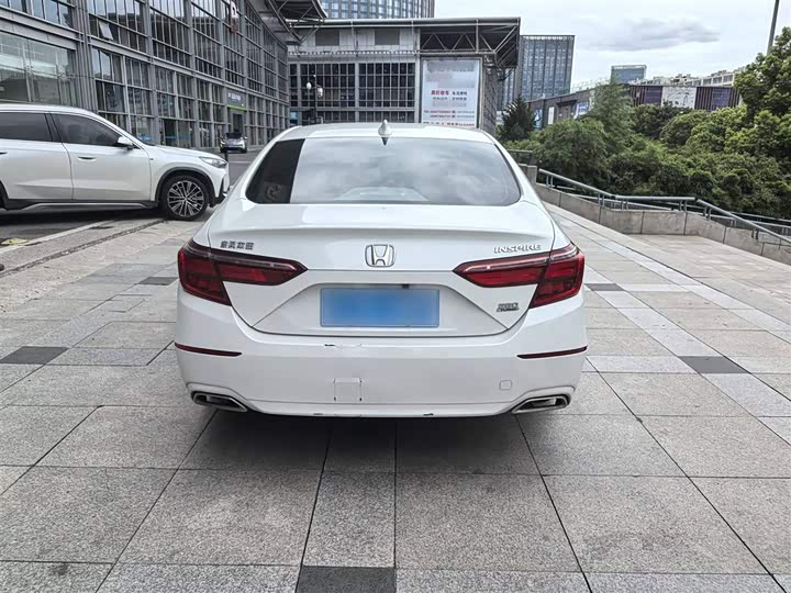 Фото 9 - Honda Inspire