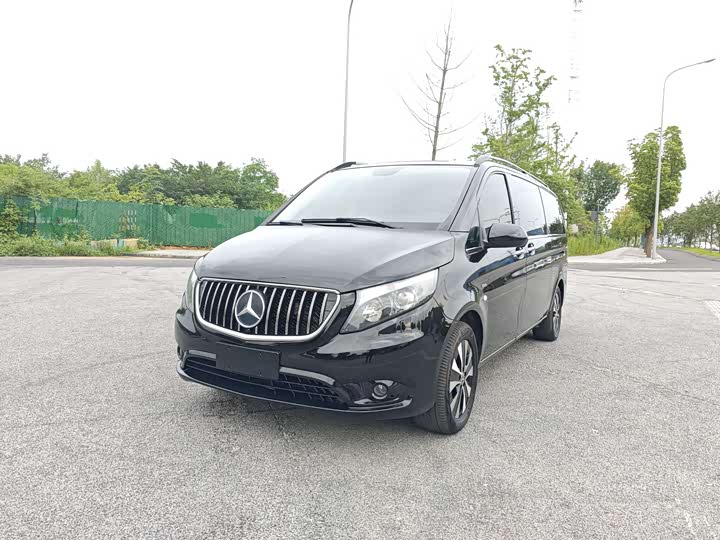 Фото 1 - Mercedes-Benz Vito