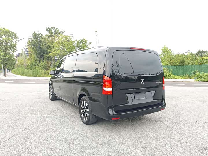 Фото 14 - Mercedes-Benz Vito