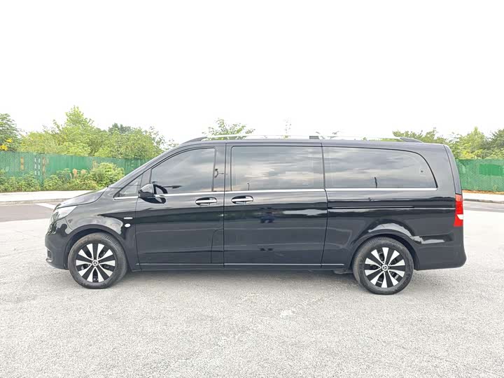 Фото 15 - Mercedes-Benz Vito