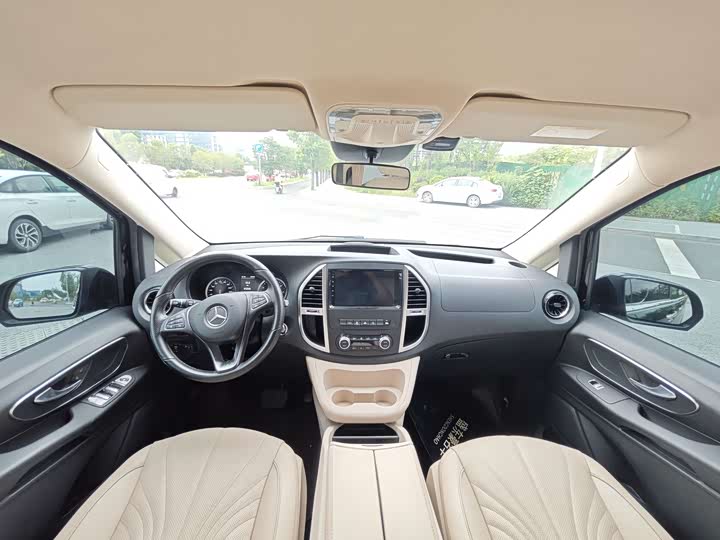 Фото 7 - Mercedes-Benz Vito