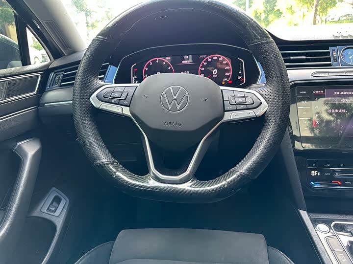 Фото 11 - Volkswagen Magotan