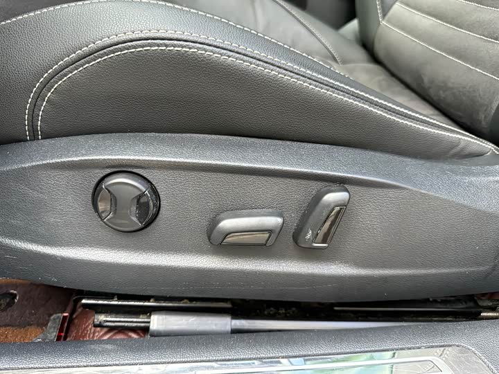 Фото 24 - Volkswagen Magotan