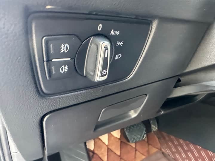 Фото 25 - Volkswagen Magotan