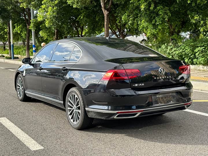 Фото 6 - Volkswagen Magotan