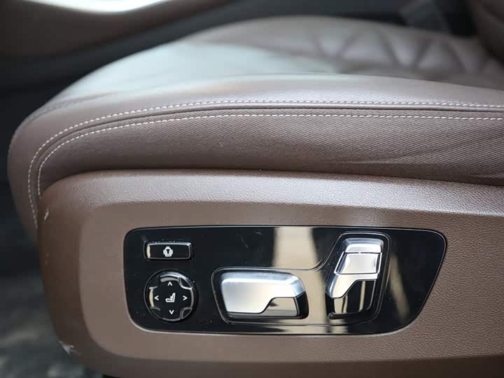 Фото 10 - BMW X5