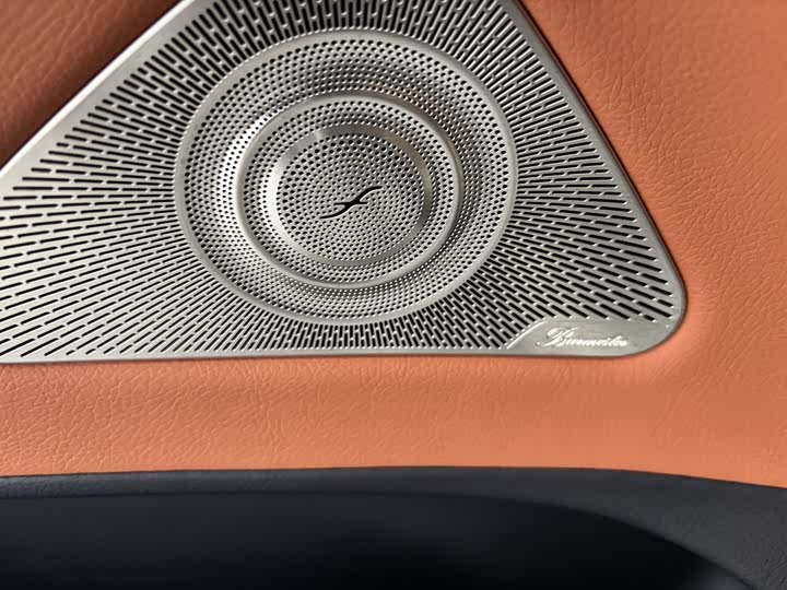 Фото 14 - Mercedes-Benz S-Class