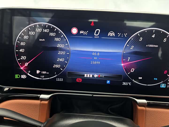 Фото 17 - Mercedes-Benz S-Class