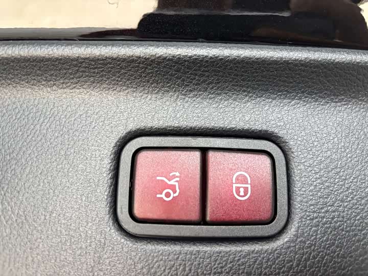 Фото 32 - Mercedes-Benz S-Class