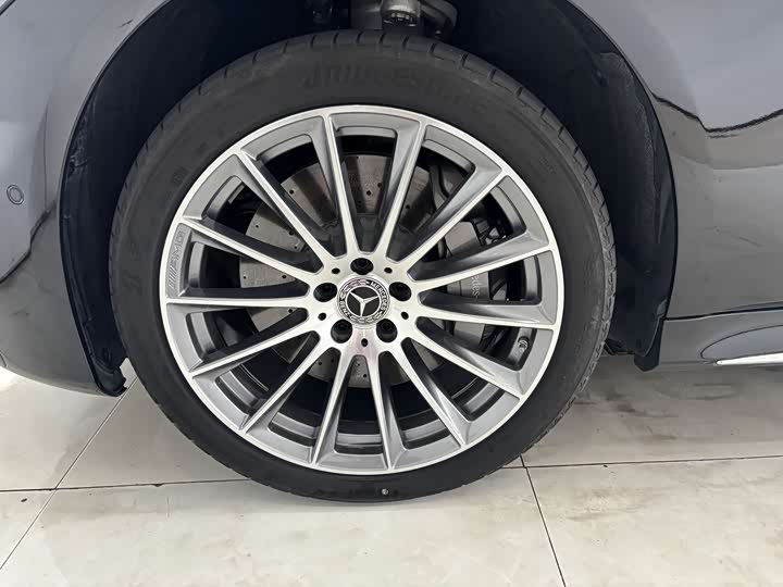 Фото 34 - Mercedes-Benz S-Class