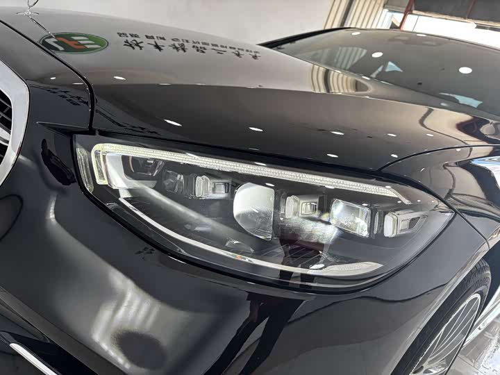 Фото 9 - Mercedes-Benz S-Class